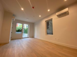 109 S 3rd St #1R, Brooklyn, NY 11249