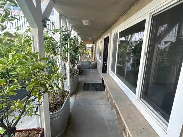 Stanford Avenue Apartments, 1080 Stanford Ave #0b2a64a46, Emeryville, CA 94608