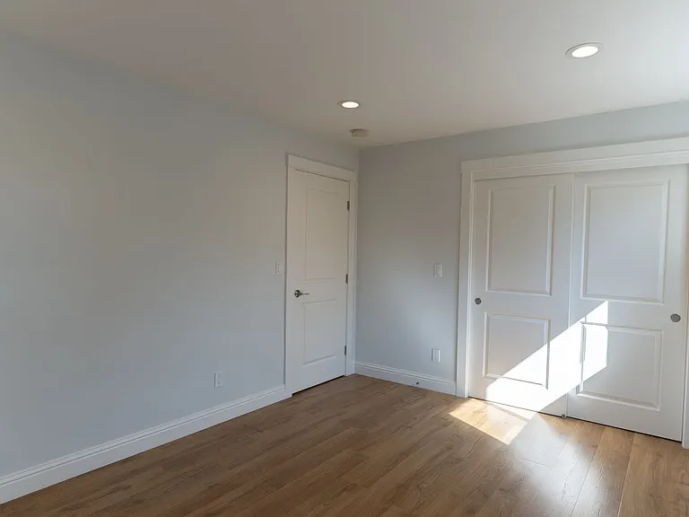 1313 Lawton Ave #A — Photo 18
