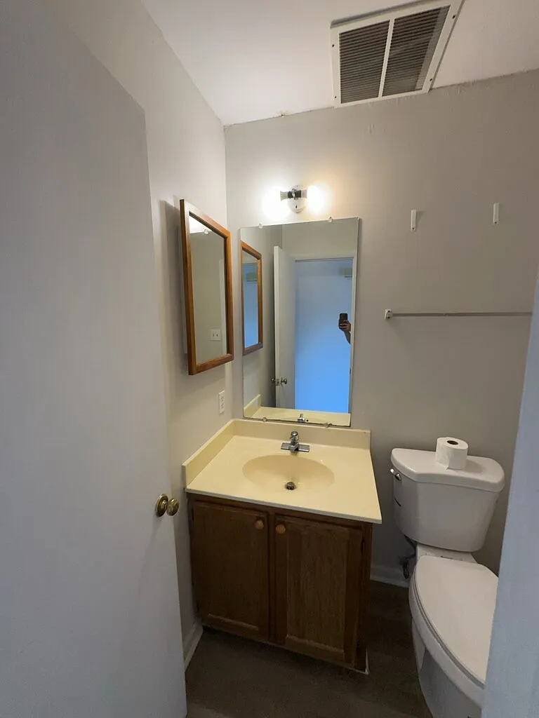 3 bed, 2.5 bath, 1166 sqft, $1,199 — Photo 4
