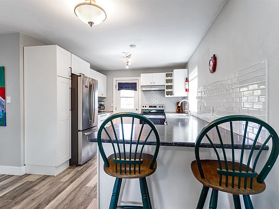 5th image of 866 56th St