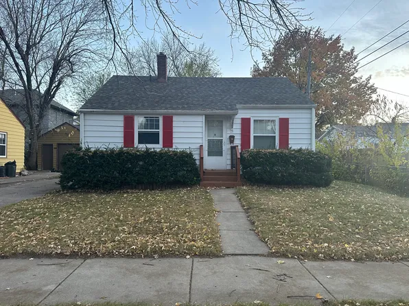 1009 W 7th St, Sioux Falls, SD 57104