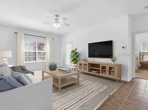112 Union Cemetery Rd APT 125, Hilton Head Island, SC 29926