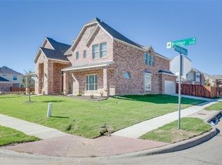 2232 Palmer Trl, Grand Prairie, TX 75052