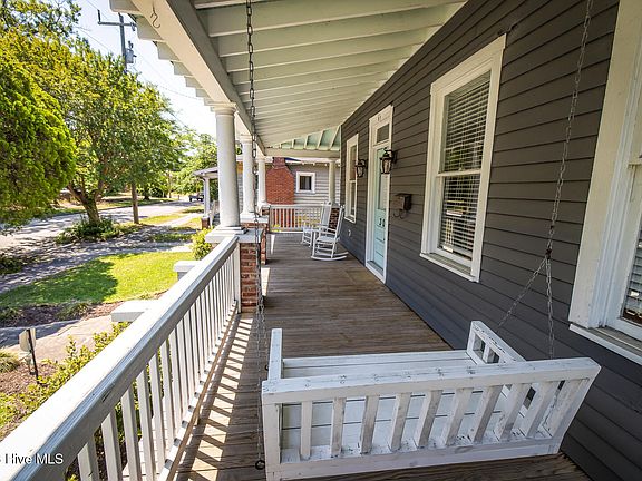 4th image of 307 N 16th Street