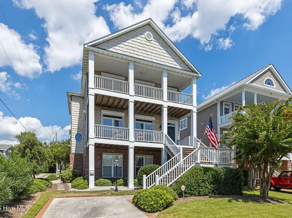 2208 Evans Street, Morehead City, NC 28557