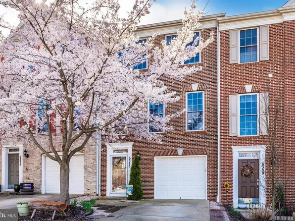 6378 Meandering Woods Ct #1, Frederick, MD 21701