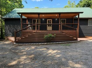 215 Sunset View Rd, Cleveland, GA 30528