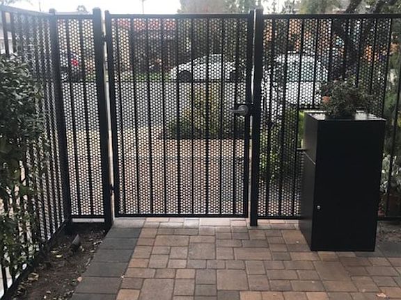 2nd image of 4381 Oregon St Unit 2