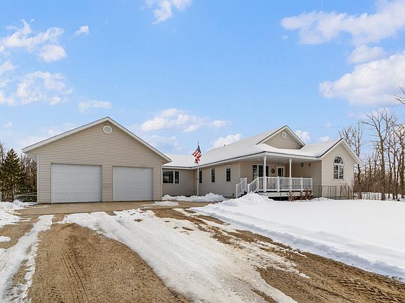 3rd image of 2123 Carr Lake Rd SW