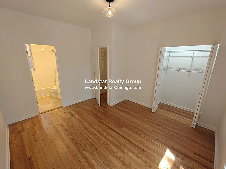 3741 W Argyle St #3 — Photo 11