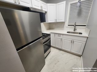 433 Hanover St #3, Boston, MA 02113