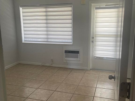 4th image of 450 Layne Blvd APT 14