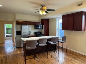 2154 Ridge Ave