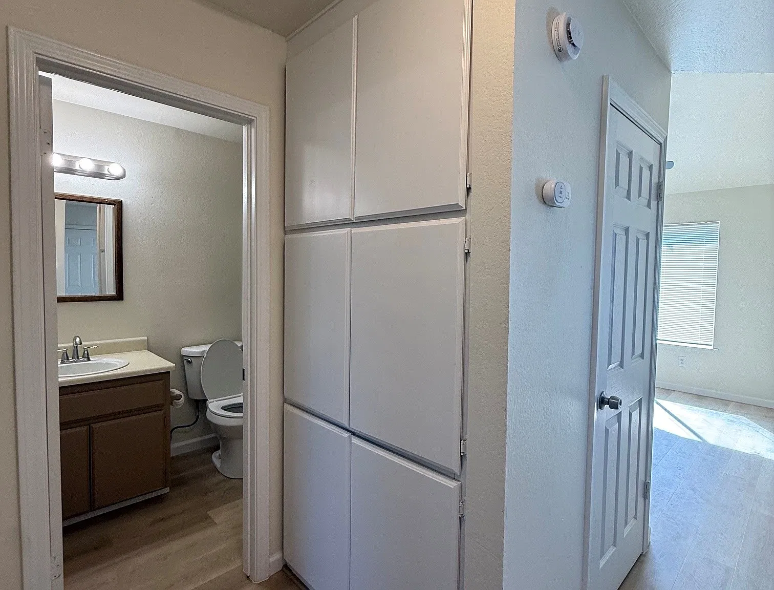 2 bed, 681 sqft, $1,950 — Photo 4