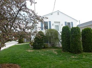8 Plant St, Cumberland, RI 02864