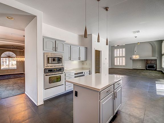 3rd image of 92 Teton Pines Dr
