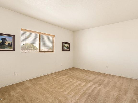 4th image of 15647 W Gelding Dr