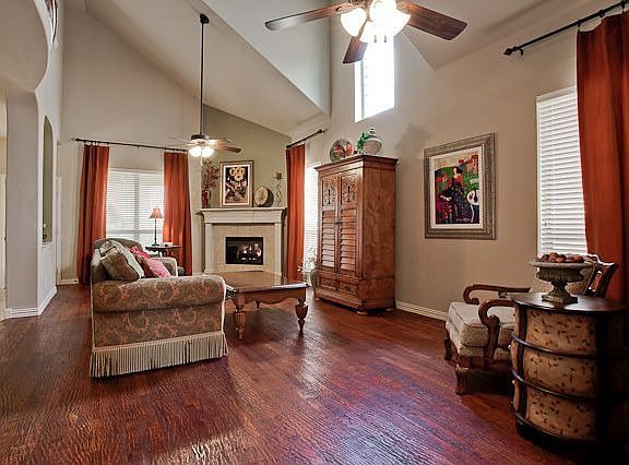 4th image of 14085 Valley Mills Dr