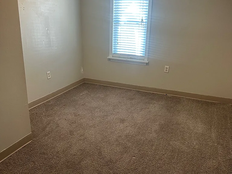 116 Aiken Ave #2 — Photo 6