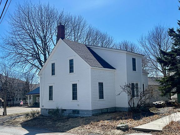 2nd image of 40 Boynton Street