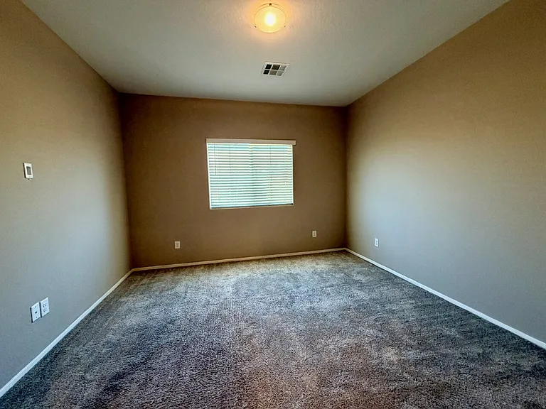 4536 Lafontaine Ct #1080 — Photo 28