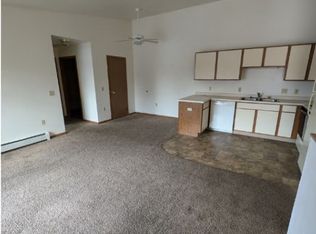 907 Madison Ave #3, Marinette, WI 54143