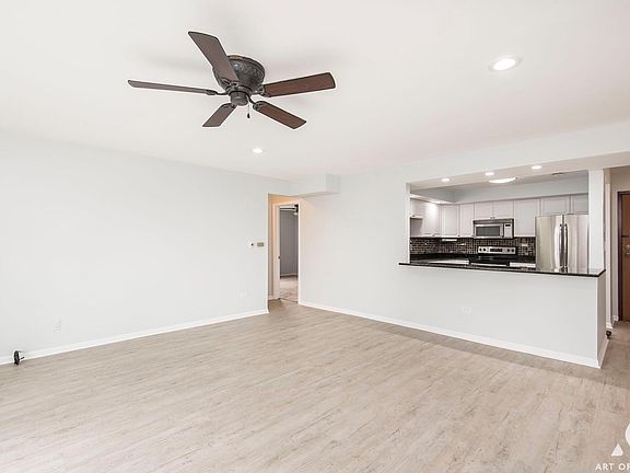 5th image of 6505 N Nashville Ave APT 406