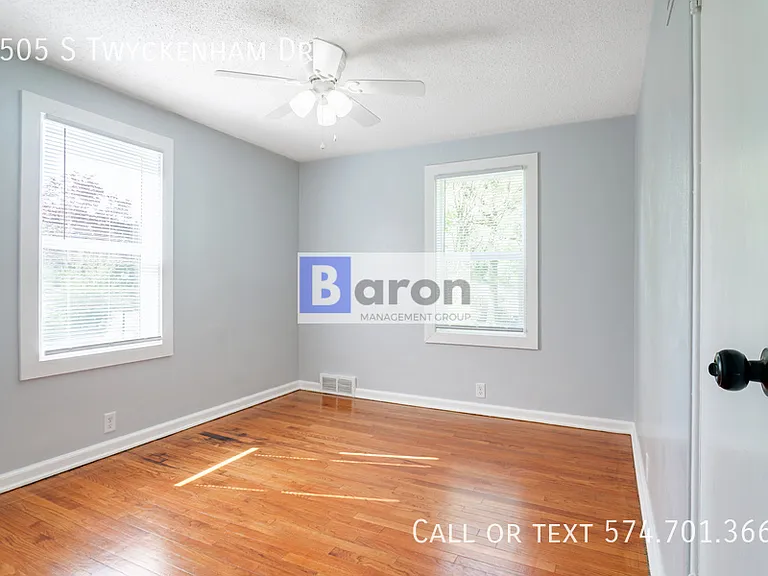 2505 S Twyckenham Dr — Photo 10
