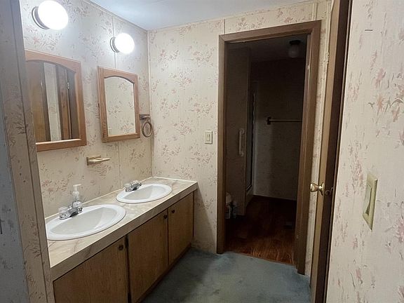 5th image of 6636 Robin Hood Ln