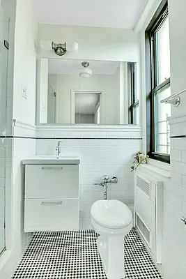 Sold by Compass | media 21