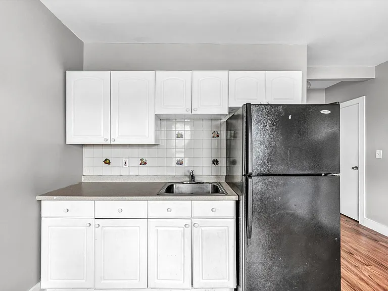 1149 Ogden Street Ext #3 — Photo 37