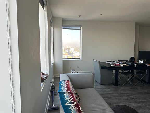 5th image of 3810 Wilshire Blvd APT 1612