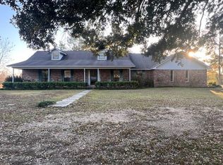 625 Buckatunna Chicora Clara Rd, Waynesboro, MS 39367
