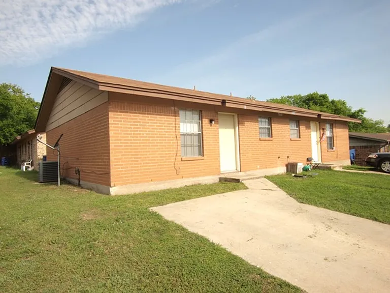 624 Sunset Ln — Photo 17