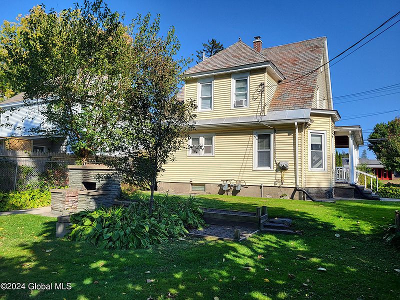 5th image of 51 Sacandaga Road
