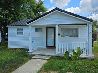 102 Union St, Sabina, OH 45169