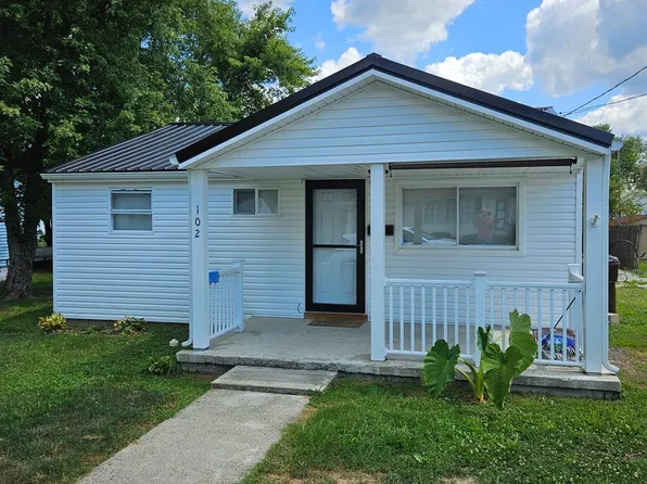 102 Union St, Sabina, OH 45169