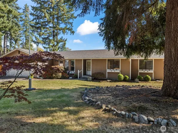 12009 221st Avenue Ct E, Bonney Lake, WA 98391