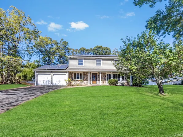 1 Carman Lane, Nesconset, NY 11767