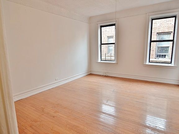 2nd image of 549 Isham St APT 59