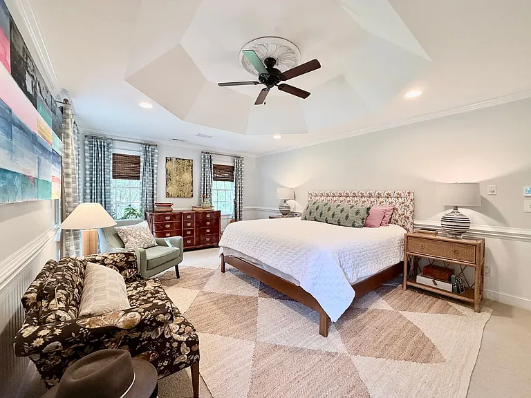 2 Artesian Ct — Photo 3