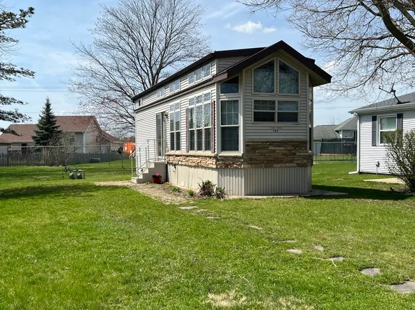 409 Spruce Dr, Belvidere, IL 61008