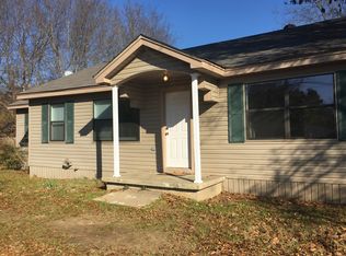 1404 Martha Dr, Longview, TX 75601