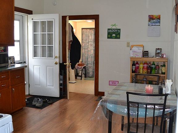 3rd image of 22 Leonard St