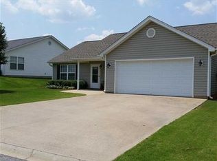 406 Shoally Brook Dr, Spartanburg, SC 29303