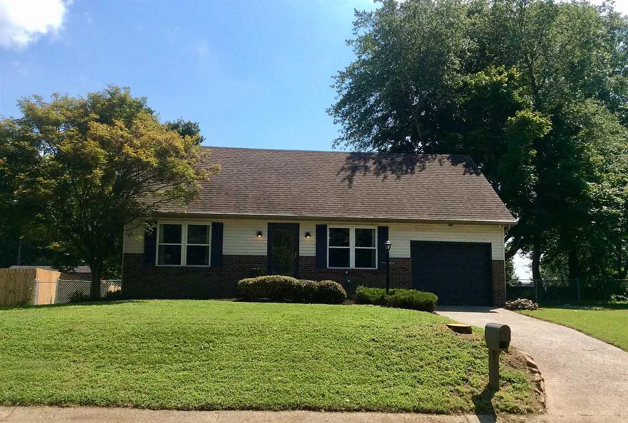 7299 Oakpark Dr photo 1