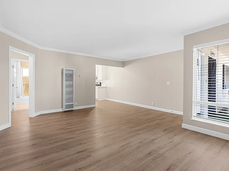 4695 Mission Blvd #4695 — Photo 9