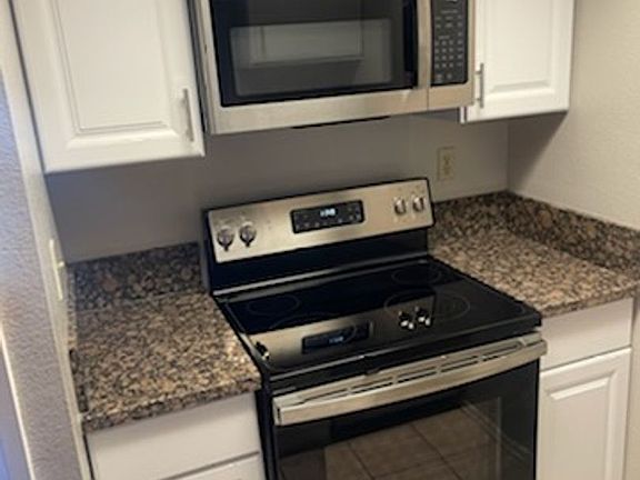 3rd image of 5332 Russell Ave APT 408