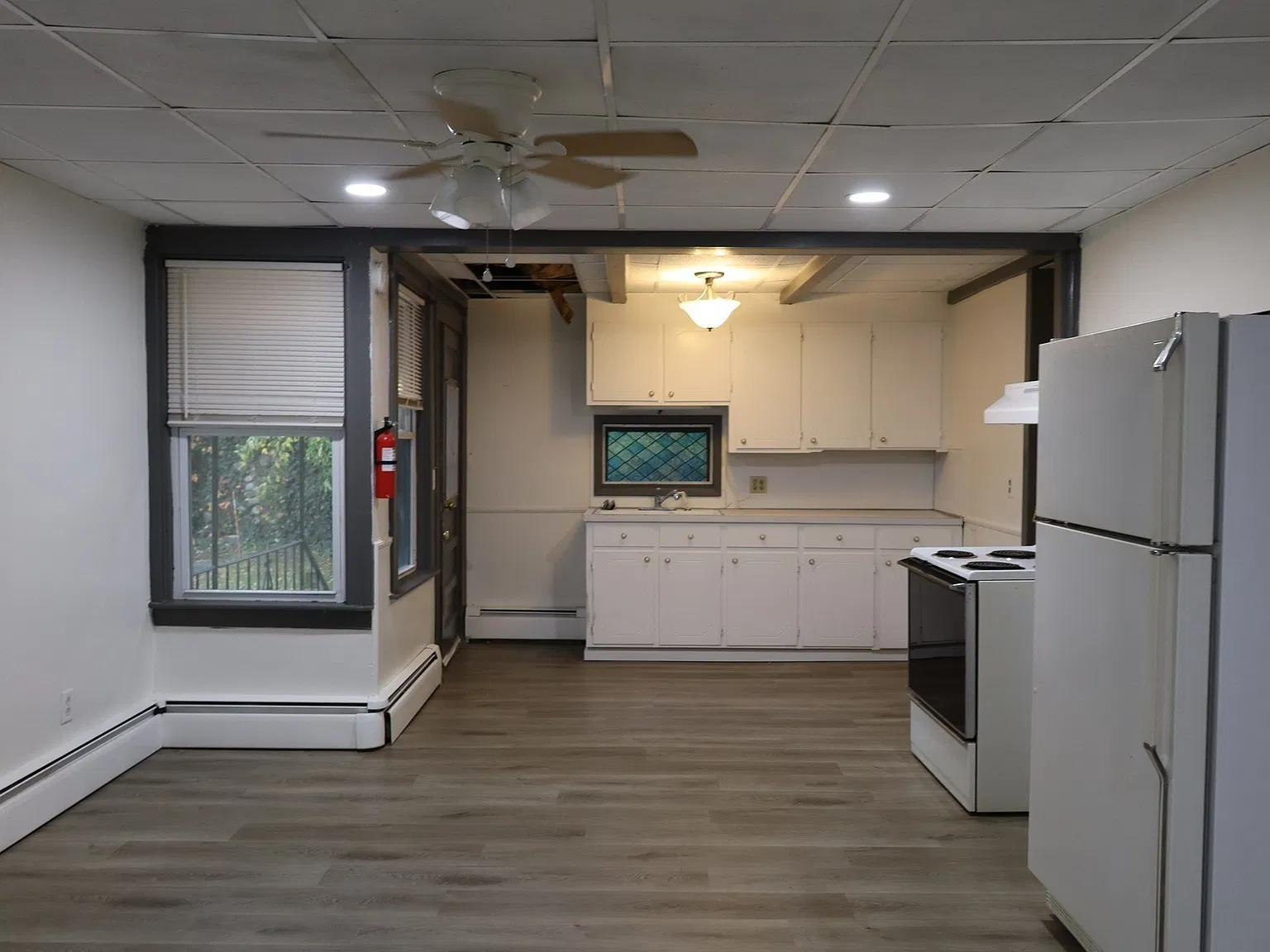 2 bed, 1.0 bath, 750 sqft, $1,600 — Photo 2